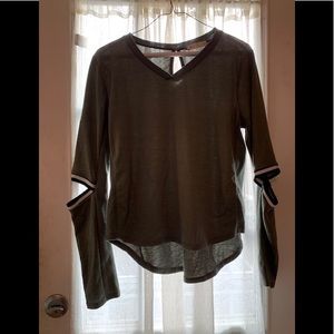 Green long sleeved top